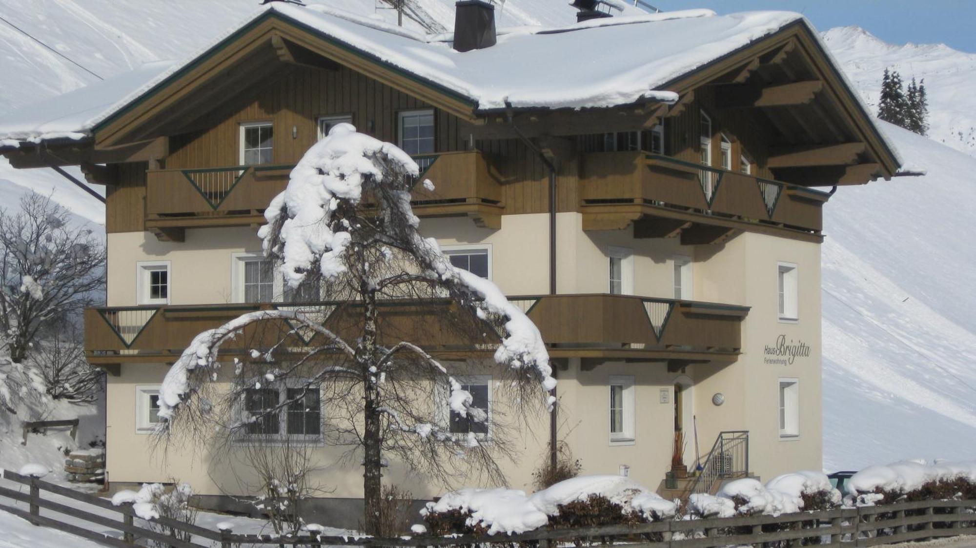 Haus Brigitta Apartment Tux Exterior photo