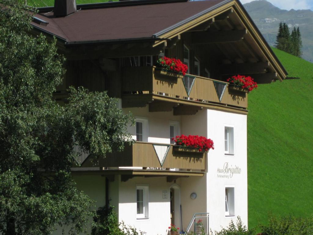 Haus Brigitta Apartment Tux Exterior photo